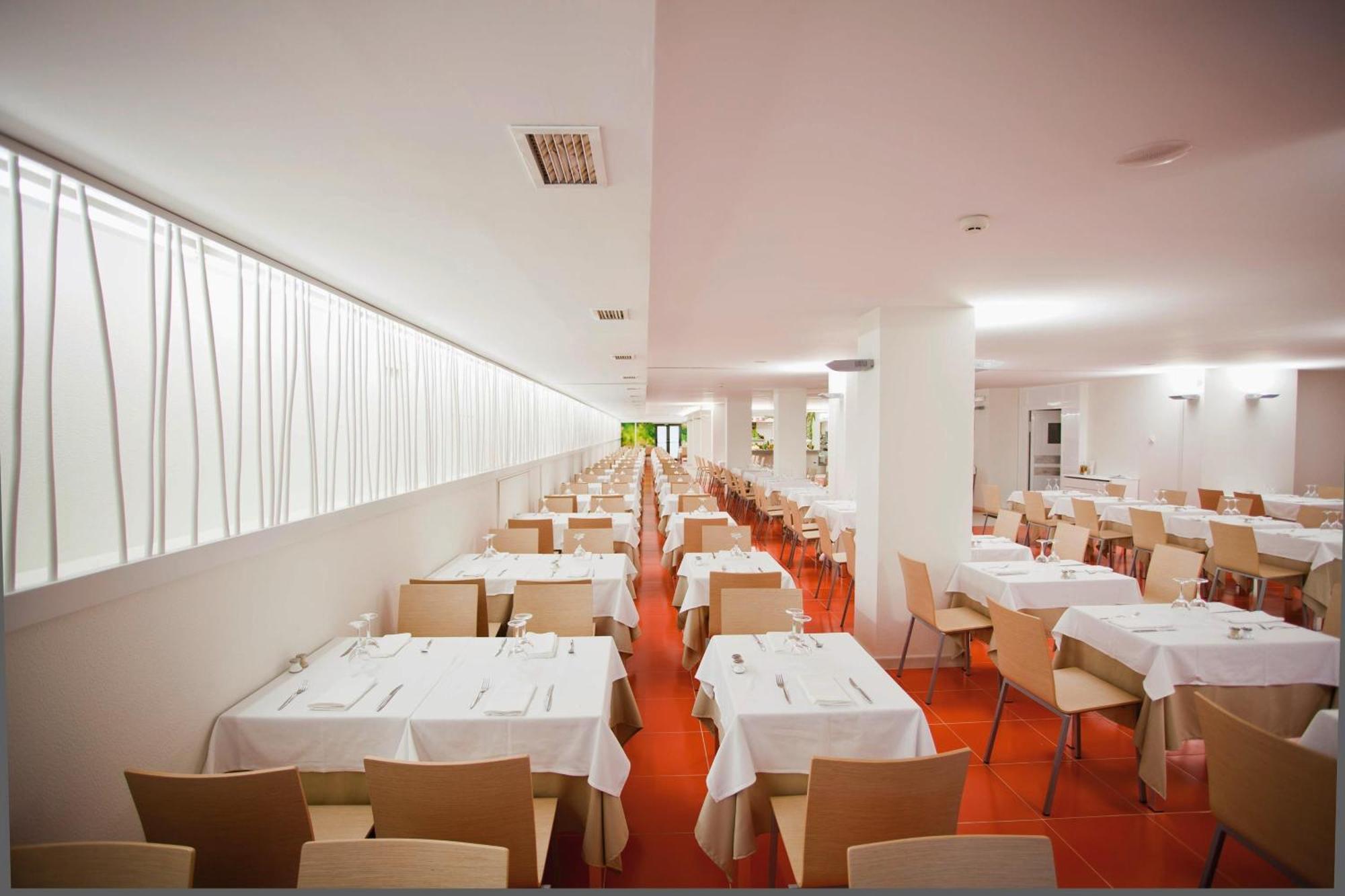 Thb Lanzarote Beach Costa Teguise Luaran gambar