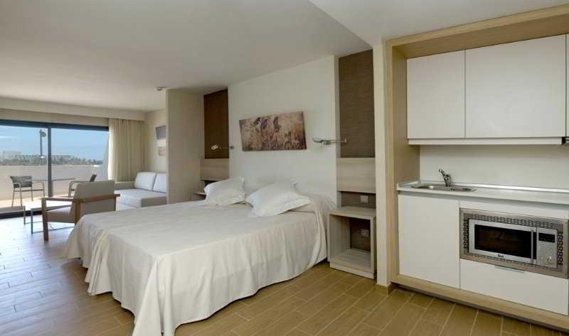 Thb Lanzarote Beach Costa Teguise Luaran gambar